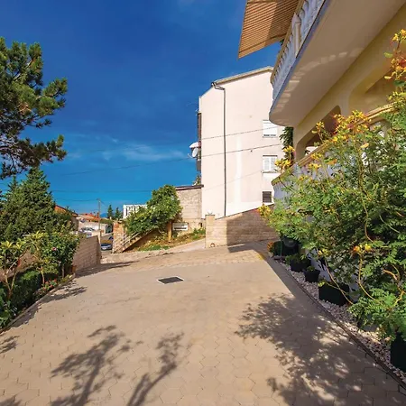 Διαμέρισμα 2 Bedroom Gorgeous In *